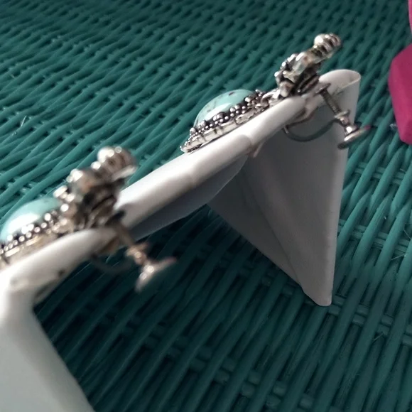 Vintage 1940s Turquoise Earrings - Picture 2 of 4
